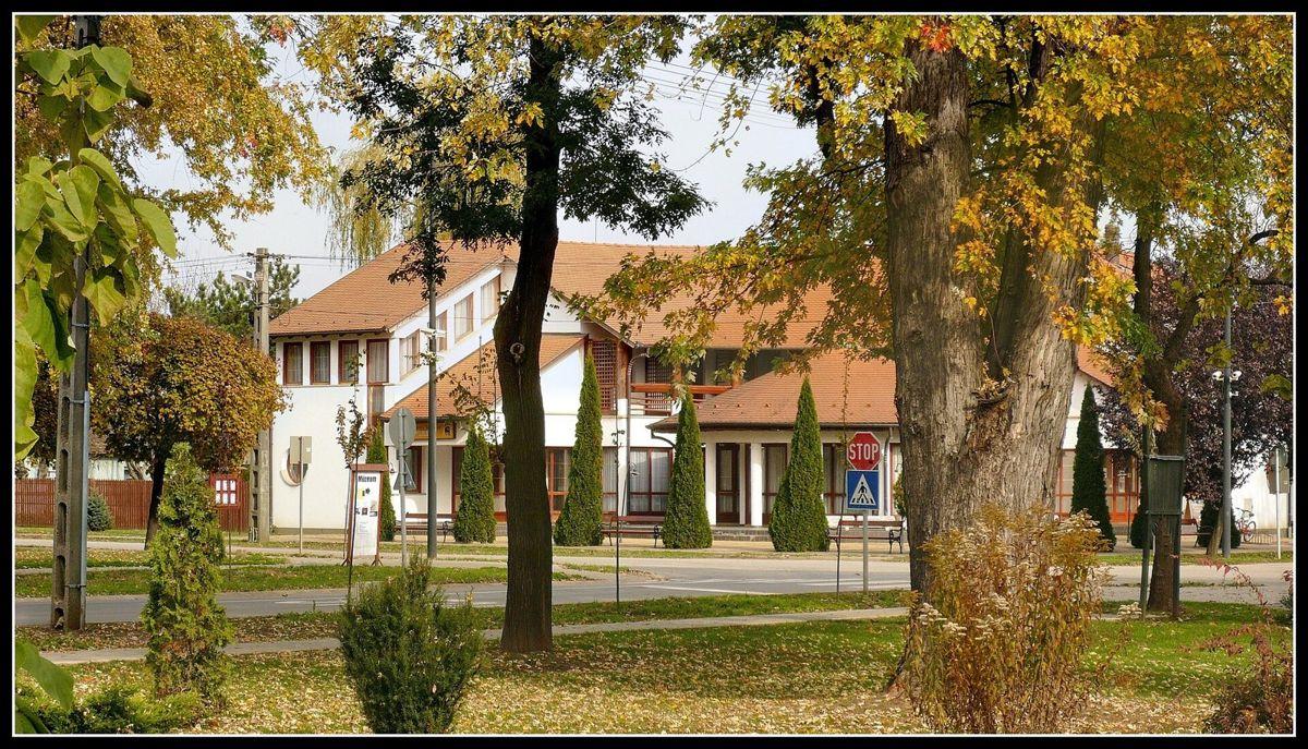 Sarokház